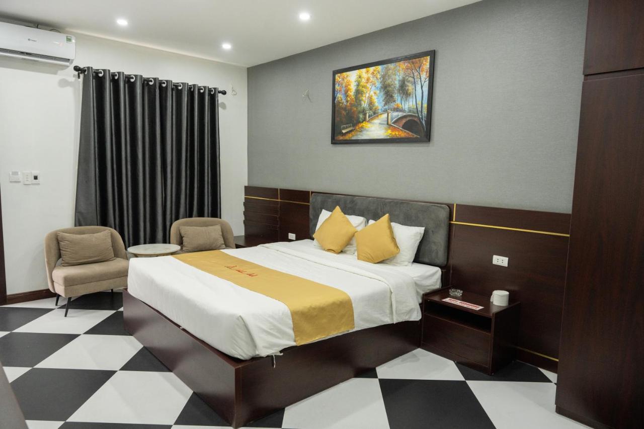 Anh Anh Luxury Hotel Tuyen Quang Екстериор снимка